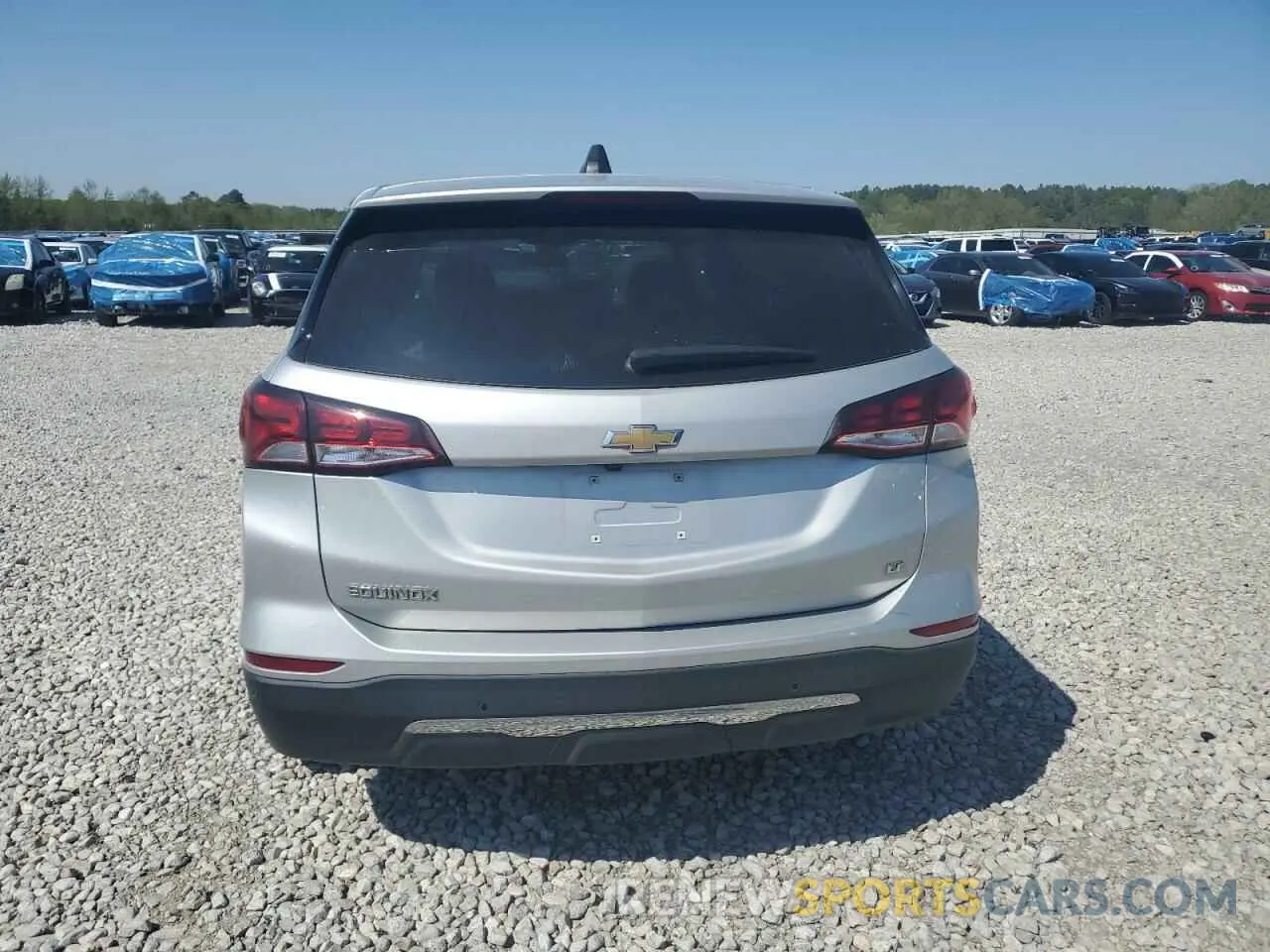 6 Photograph of a damaged car 2GNAXJEVXN6134398 CHEVROLET EQUINOX 2022
