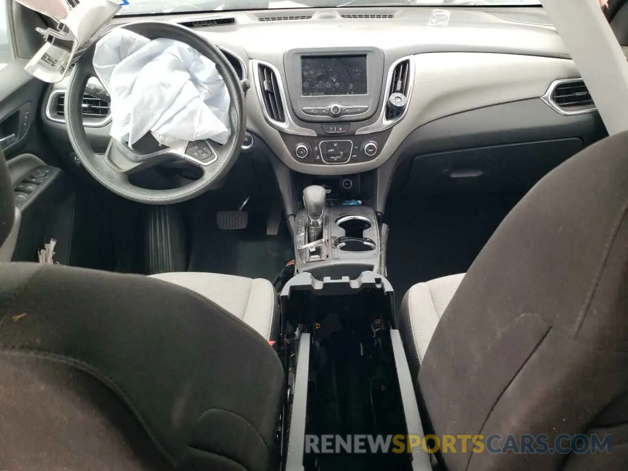 8 Photograph of a damaged car 2GNAXKEV1N6115292 CHEVROLET EQUINOX 2022
