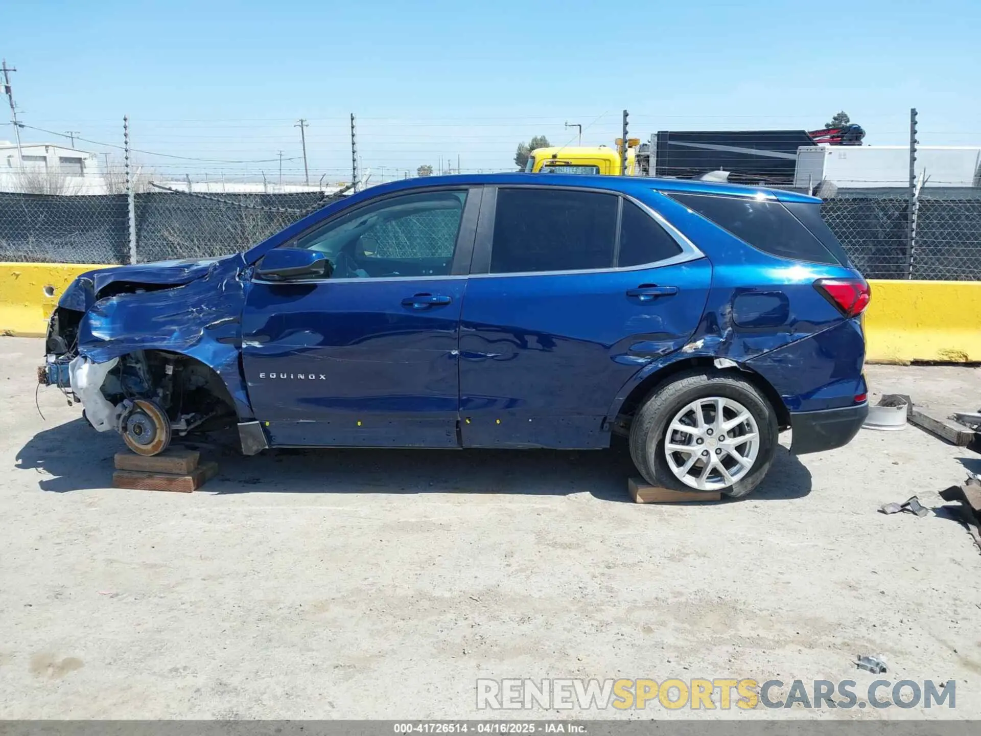 14 Photograph of a damaged car 2GNAXKEV1N6131220 CHEVROLET EQUINOX 2022