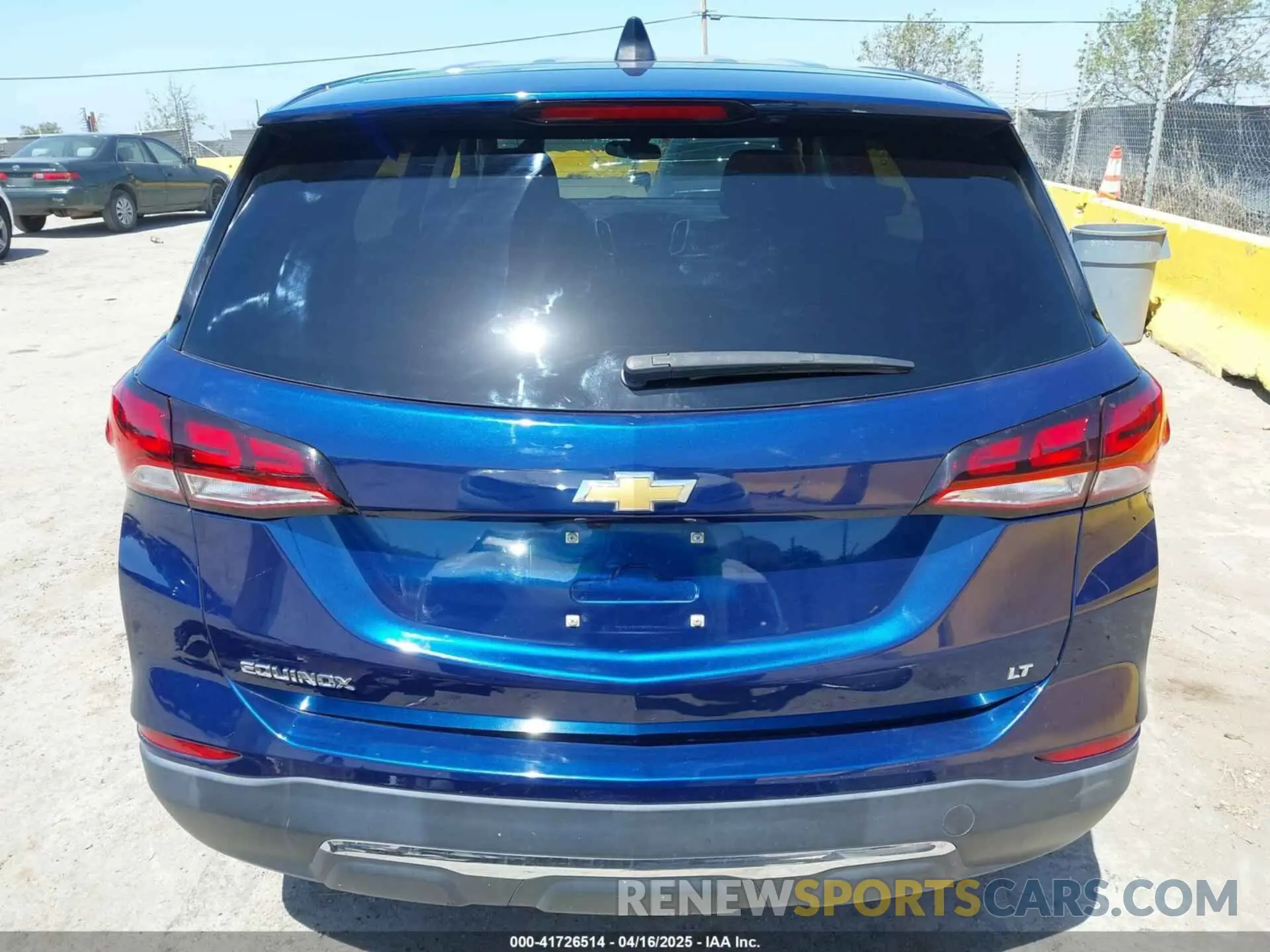 16 Photograph of a damaged car 2GNAXKEV1N6131220 CHEVROLET EQUINOX 2022
