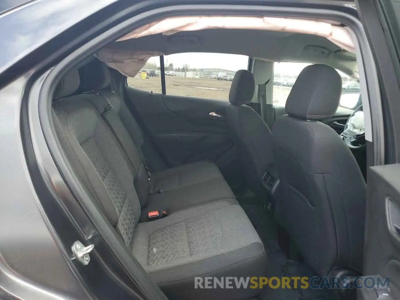 10 Photograph of a damaged car 2GNAXKEV5N6110791 CHEVROLET EQUINOX 2022