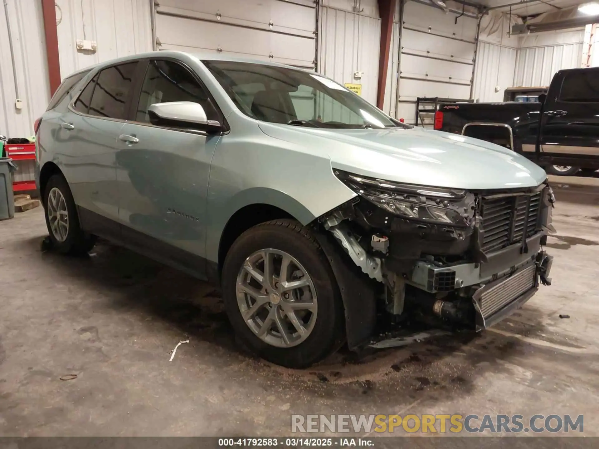 1 Photograph of a damaged car 2GNAXKEV6N6112484 CHEVROLET EQUINOX 2022