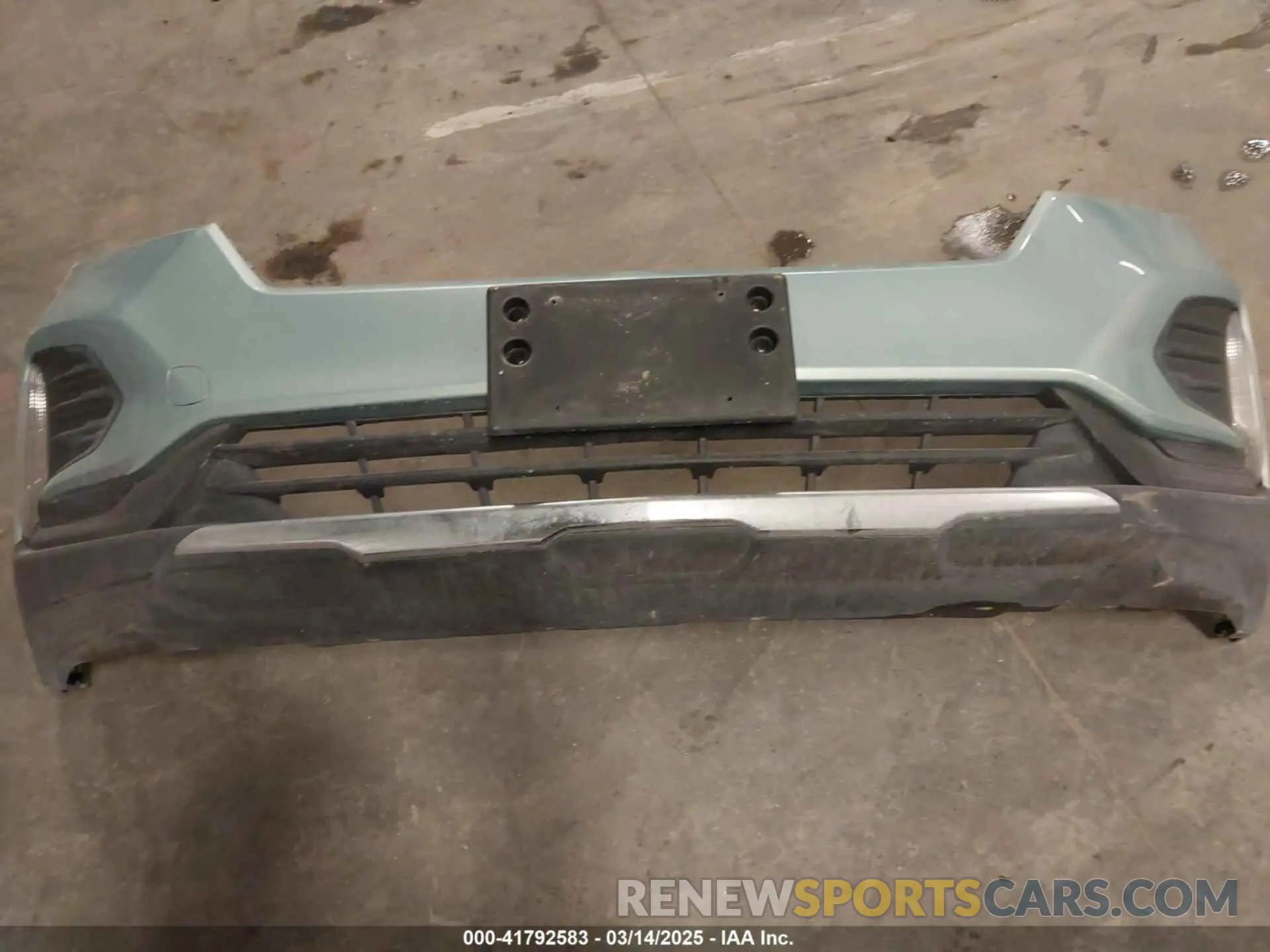 12 Photograph of a damaged car 2GNAXKEV6N6112484 CHEVROLET EQUINOX 2022