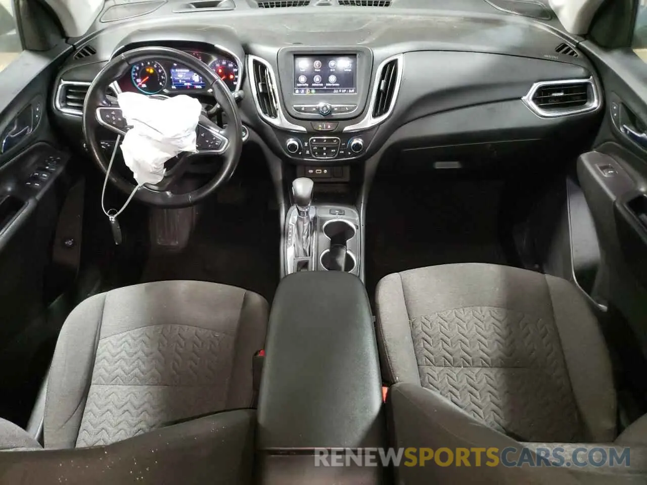 8 Photograph of a damaged car 2GNAXKEV7N6136194 CHEVROLET EQUINOX 2022