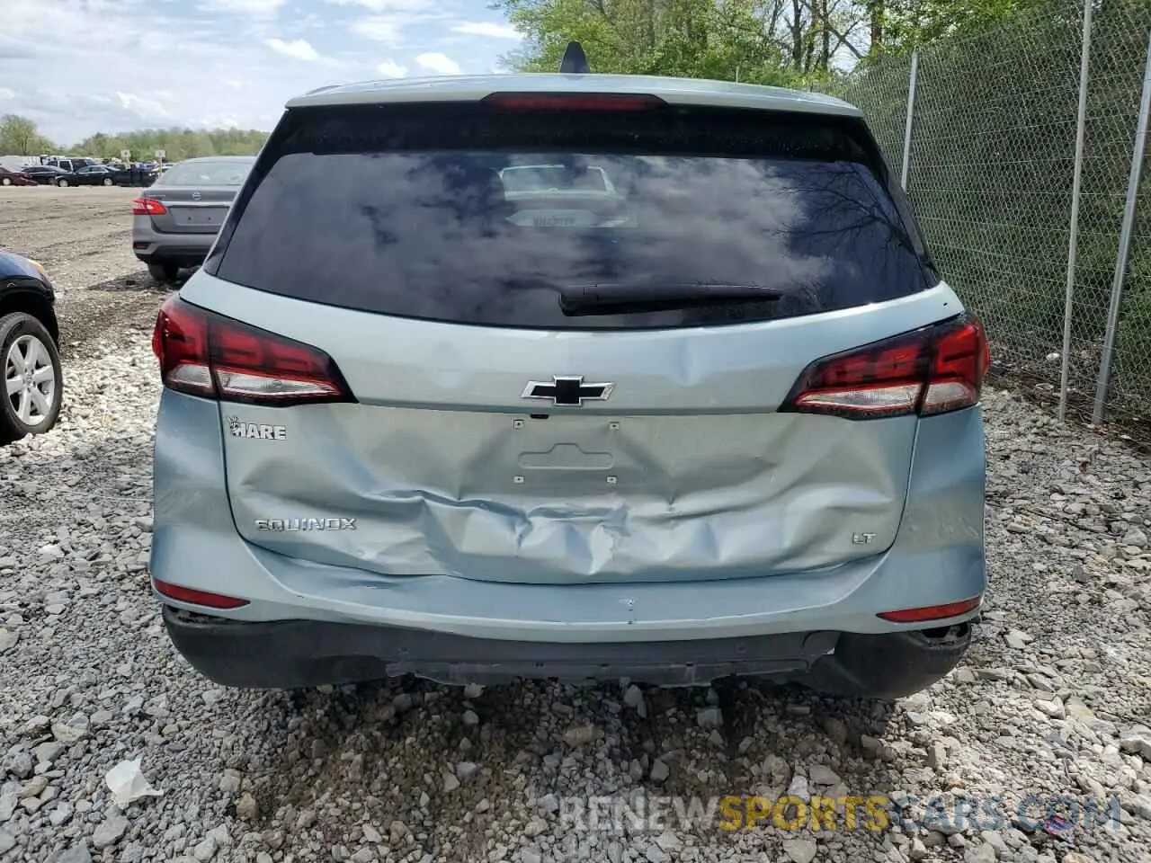 6 Photograph of a damaged car 2GNAXKEV8N6141114 CHEVROLET EQUINOX 2022