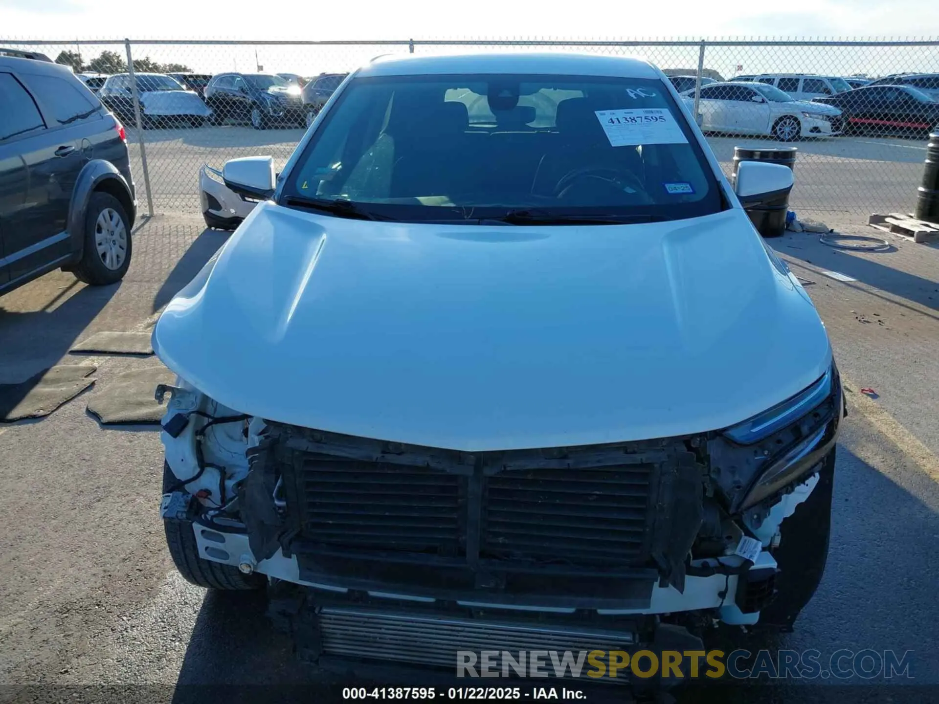 6 Photograph of a damaged car 2GNAXKEV9N6104136 CHEVROLET EQUINOX 2022