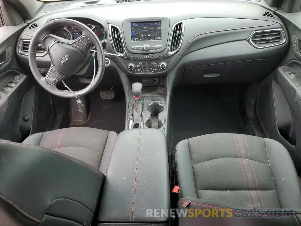 8 Photograph of a damaged car 2GNAXMEV1N6116129 CHEVROLET EQUINOX 2022