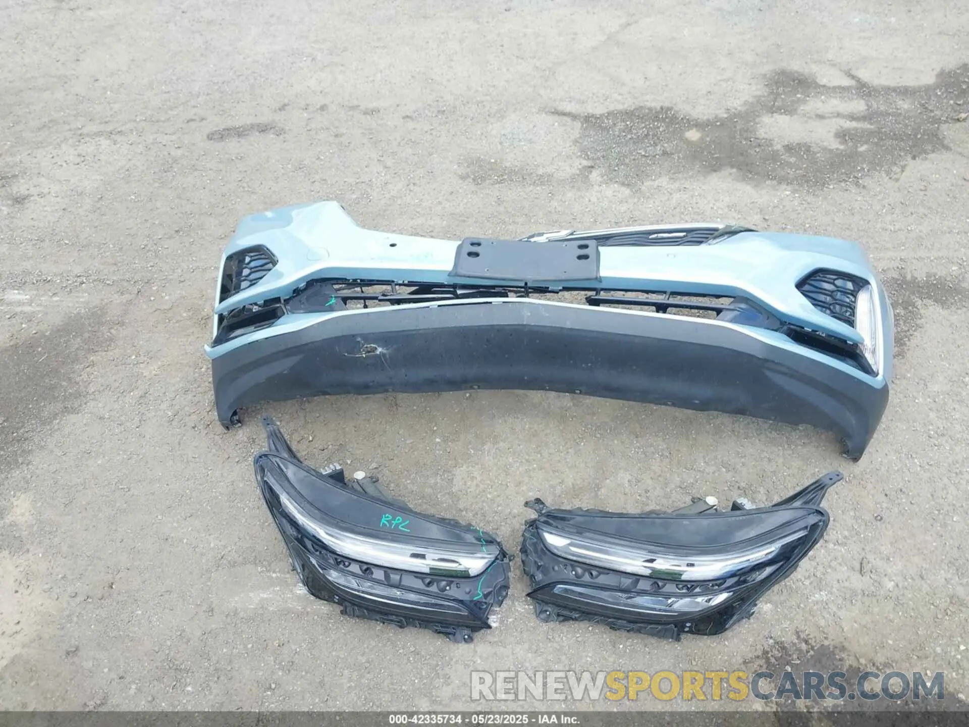 12 Photograph of a damaged car 2GNAXMEV5N6108213 CHEVROLET EQUINOX 2022
