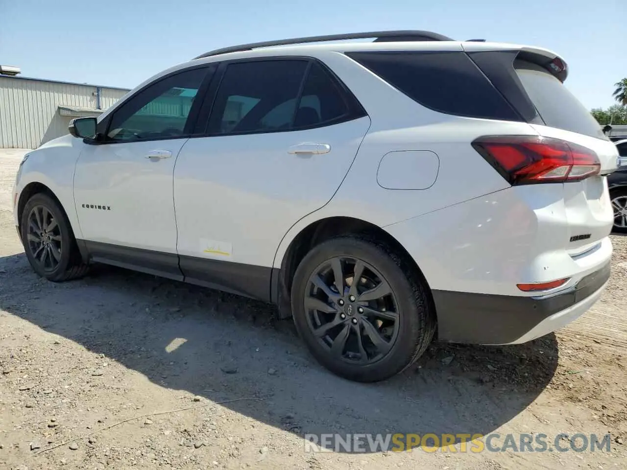 2 Photograph of a damaged car 2GNAXMEV8N6120775 CHEVROLET EQUINOX 2022