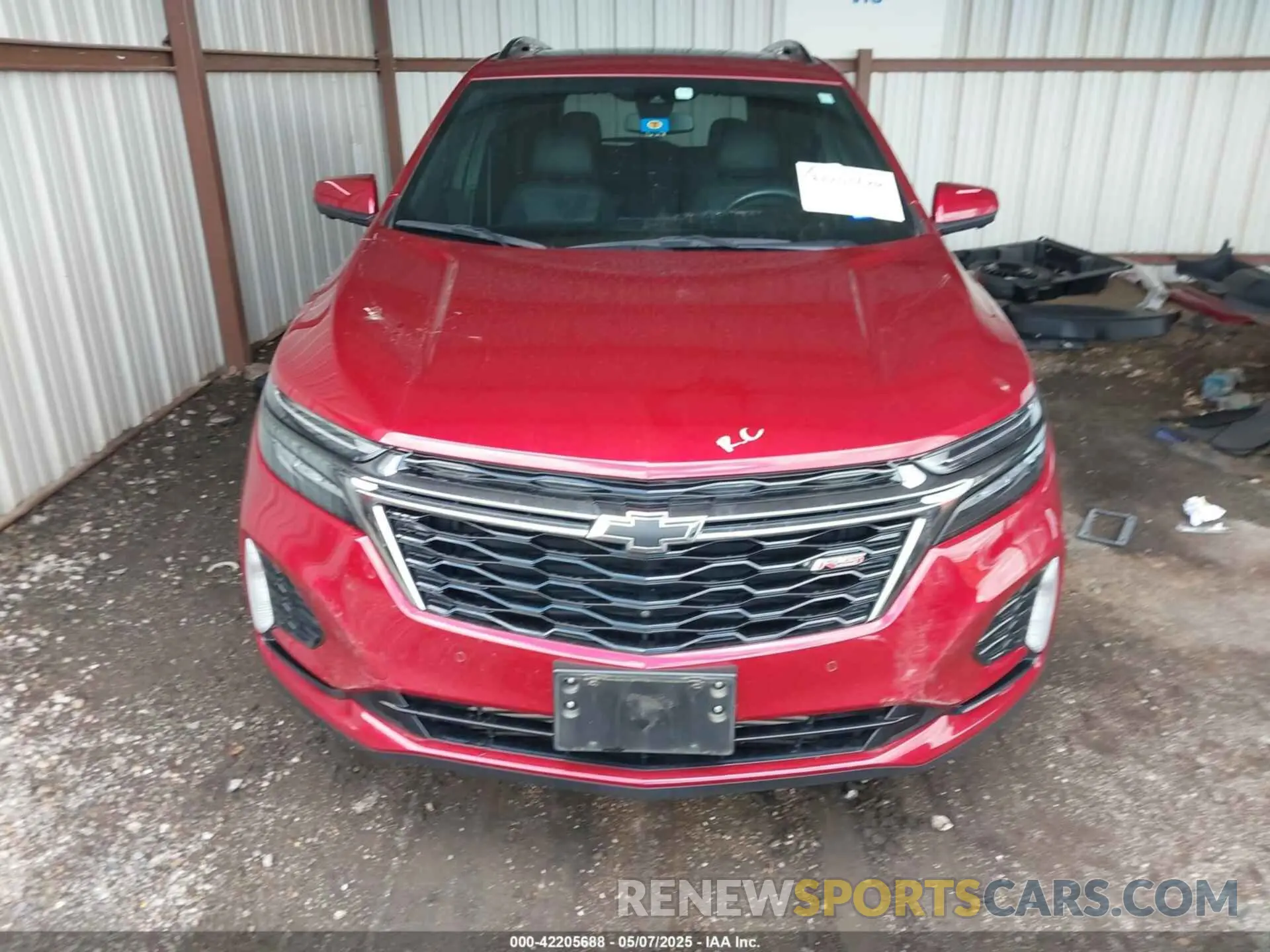 13 Photograph of a damaged car 2GNAXMEV8N6142338 CHEVROLET EQUINOX 2022