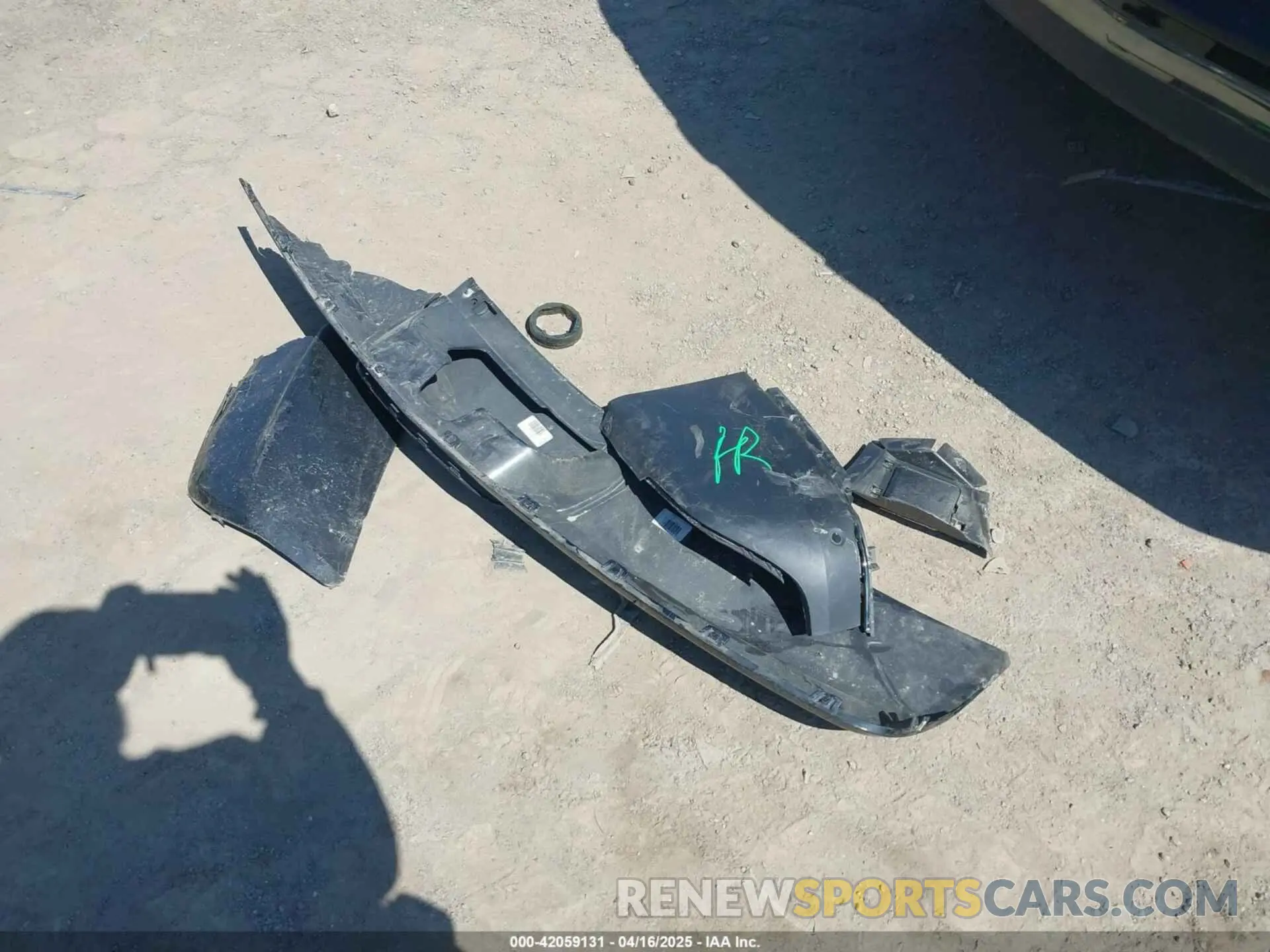 12 Photograph of a damaged car 2GNAXMEVXN6148187 CHEVROLET EQUINOX 2022