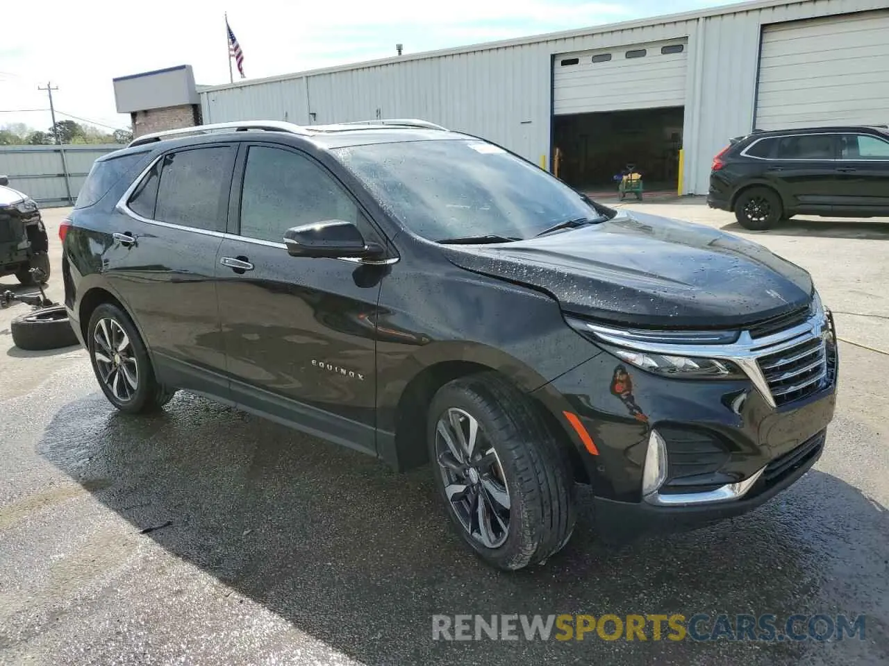 4 Photograph of a damaged car 2GNAXNEV0N6131923 CHEVROLET EQUINOX 2022