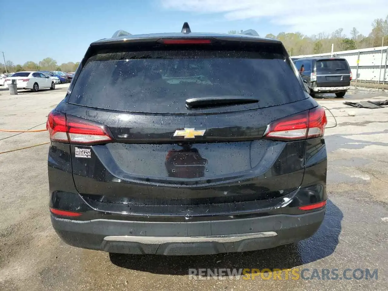 6 Photograph of a damaged car 2GNAXNEV0N6131923 CHEVROLET EQUINOX 2022