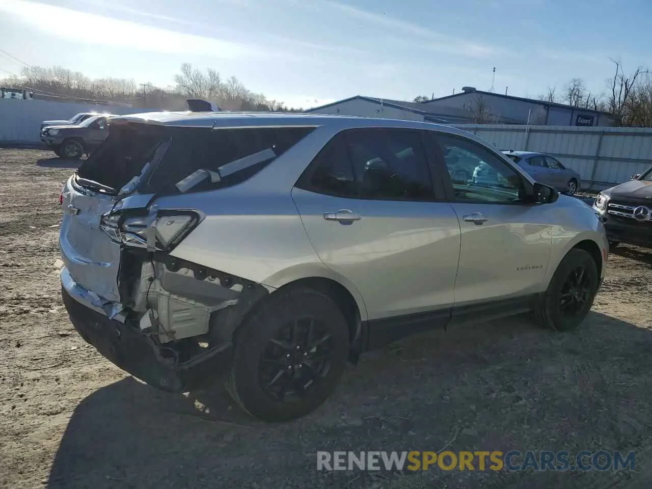 3 Photograph of a damaged car 2GNAXSEV7N6149978 CHEVROLET EQUINOX 2022