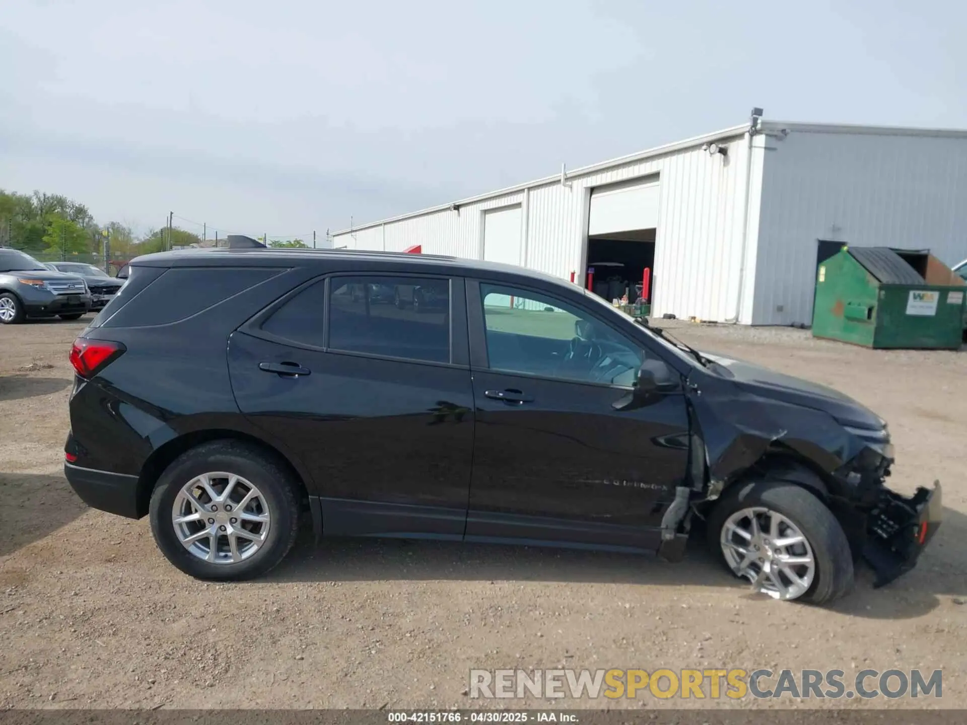 14 Photograph of a damaged car 2GNAXSEV9N6120174 CHEVROLET EQUINOX 2022