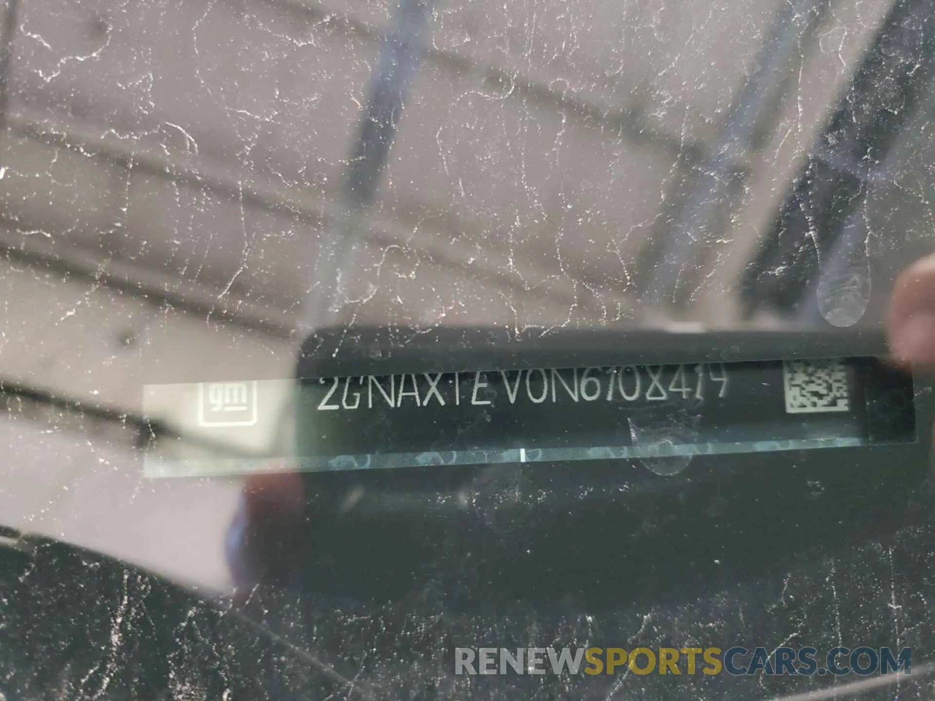 2 Photograph of a damaged car 2GNAXTEV0N6108419 CHEVROLET EQUINOX 2022