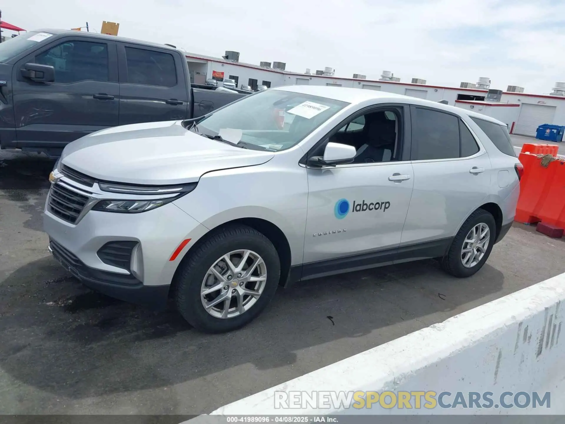 14 Photograph of a damaged car 2GNAXTEV0N6134115 CHEVROLET EQUINOX 2022