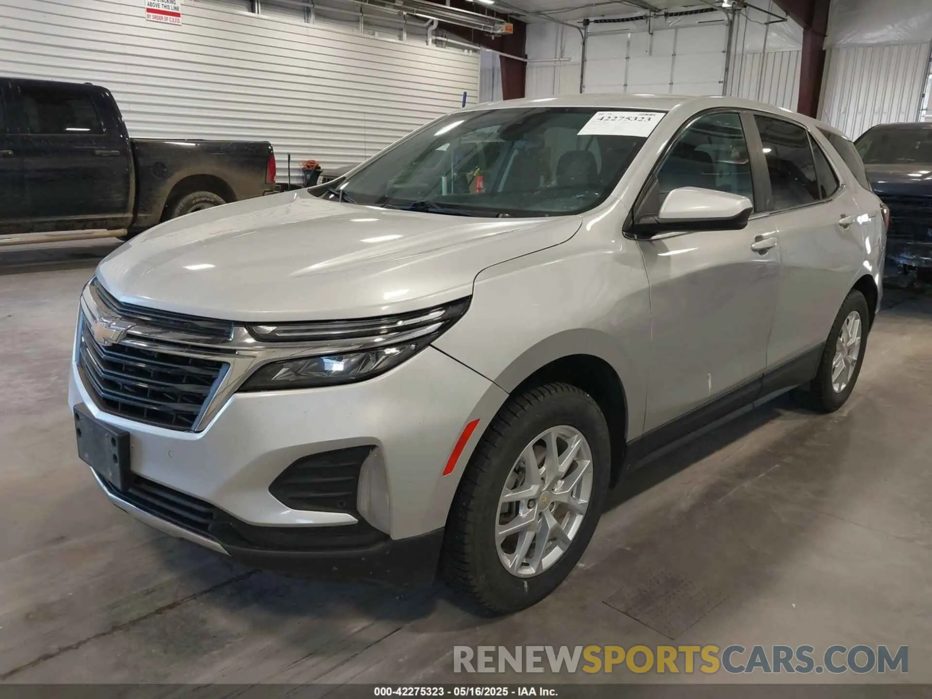 2 Photograph of a damaged car 2GNAXTEV2N6138764 CHEVROLET EQUINOX 2022
