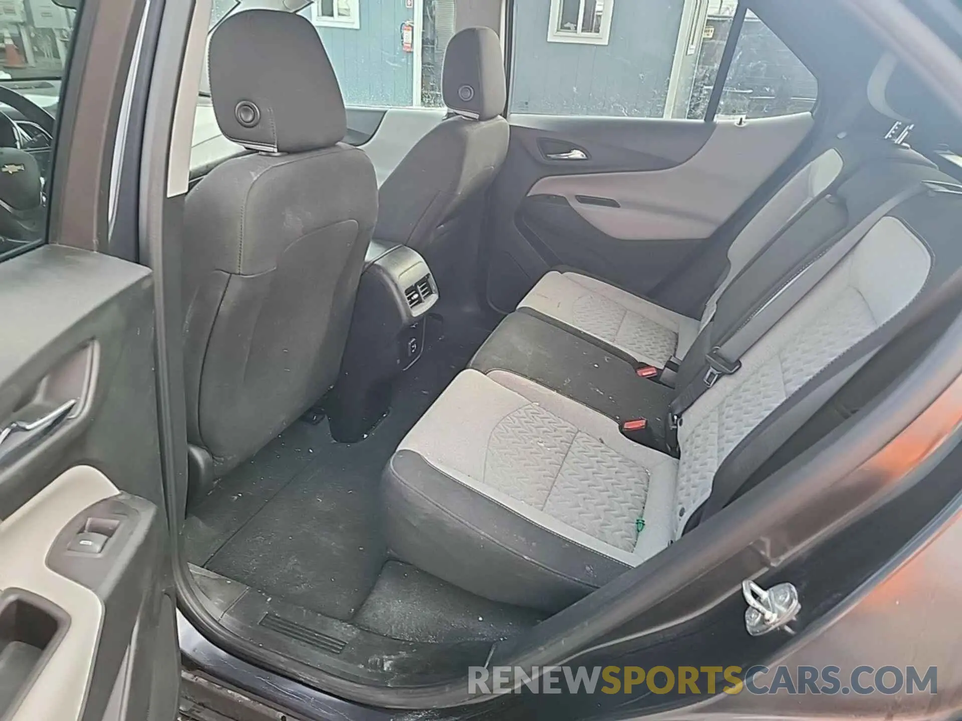 16 Photograph of a damaged car 2GNAXTEV3N6108642 CHEVROLET EQUINOX 2022