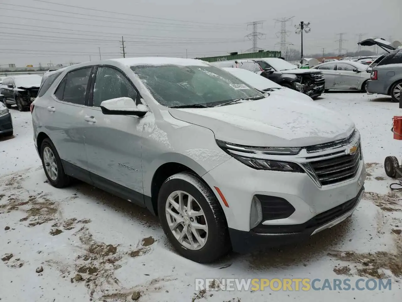 4 Photograph of a damaged car 2GNAXTEV5N6140699 CHEVROLET EQUINOX 2022