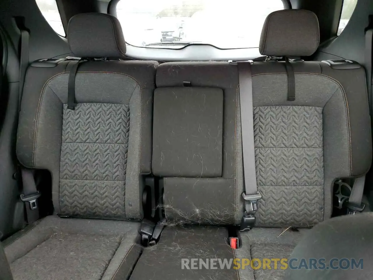 10 Photograph of a damaged car 2GNAXTEV5N6146437 CHEVROLET EQUINOX 2022