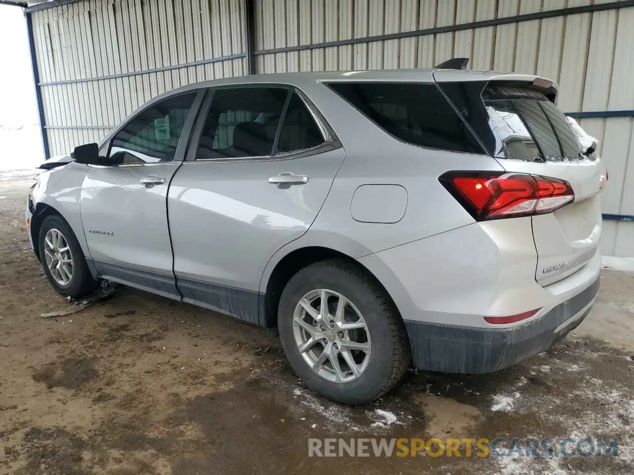 2 Photograph of a damaged car 2GNAXTEV6N6116136 CHEVROLET EQUINOX 2022