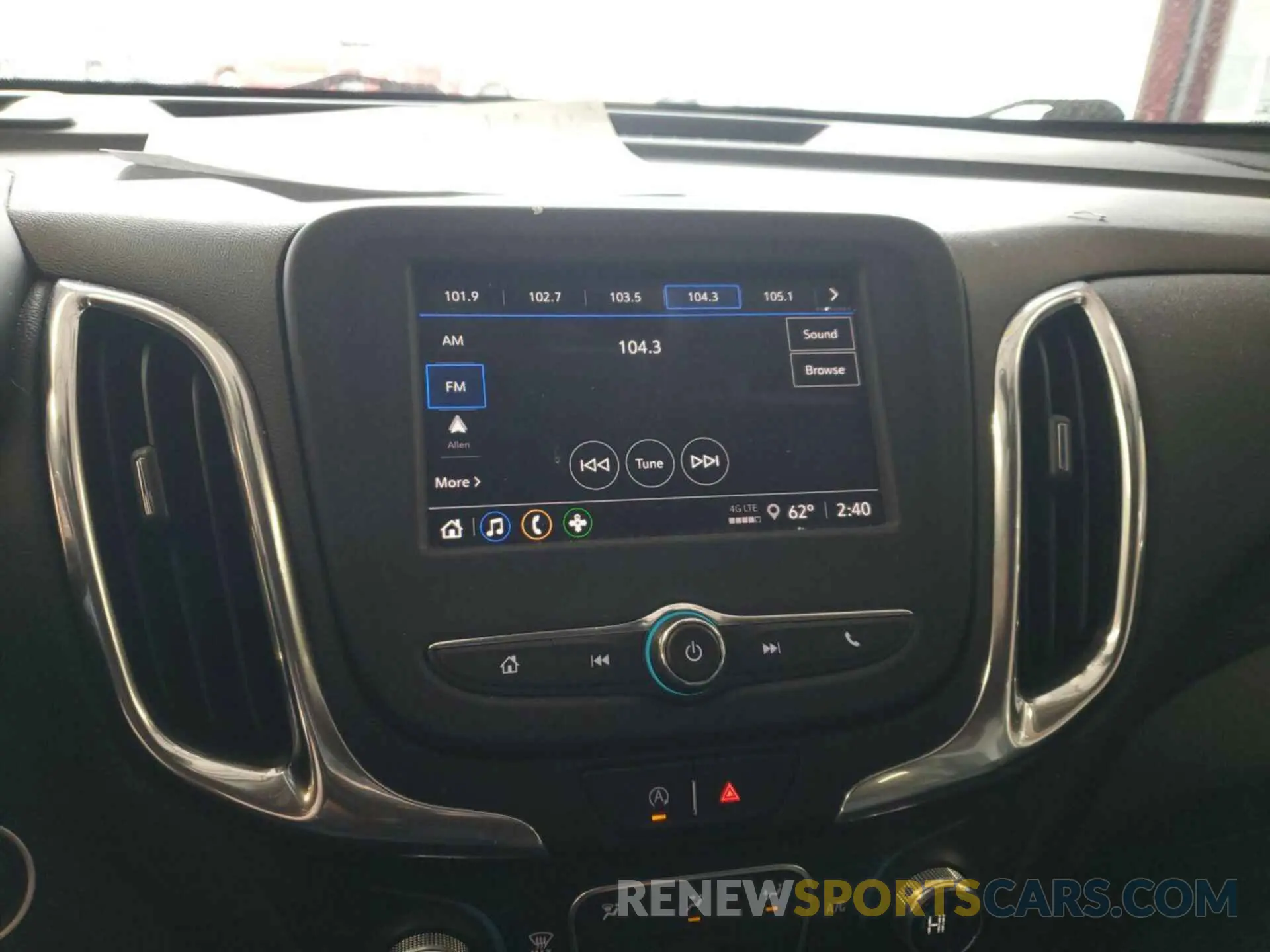 17 Photograph of a damaged car 2GNAXTEV7N6119840 CHEVROLET EQUINOX 2022