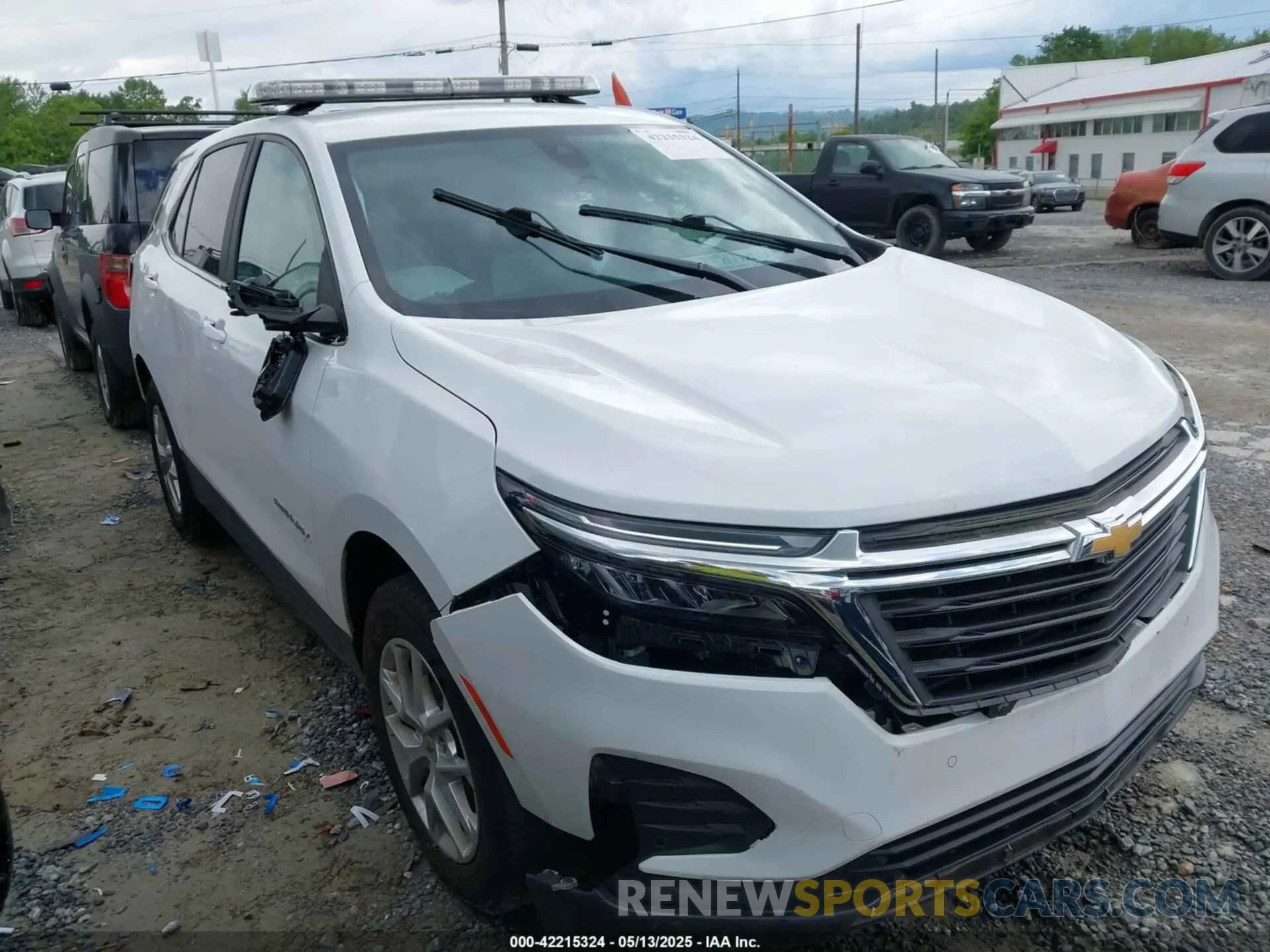 1 Photograph of a damaged car 2GNAXTEV7N6141417 CHEVROLET EQUINOX 2022