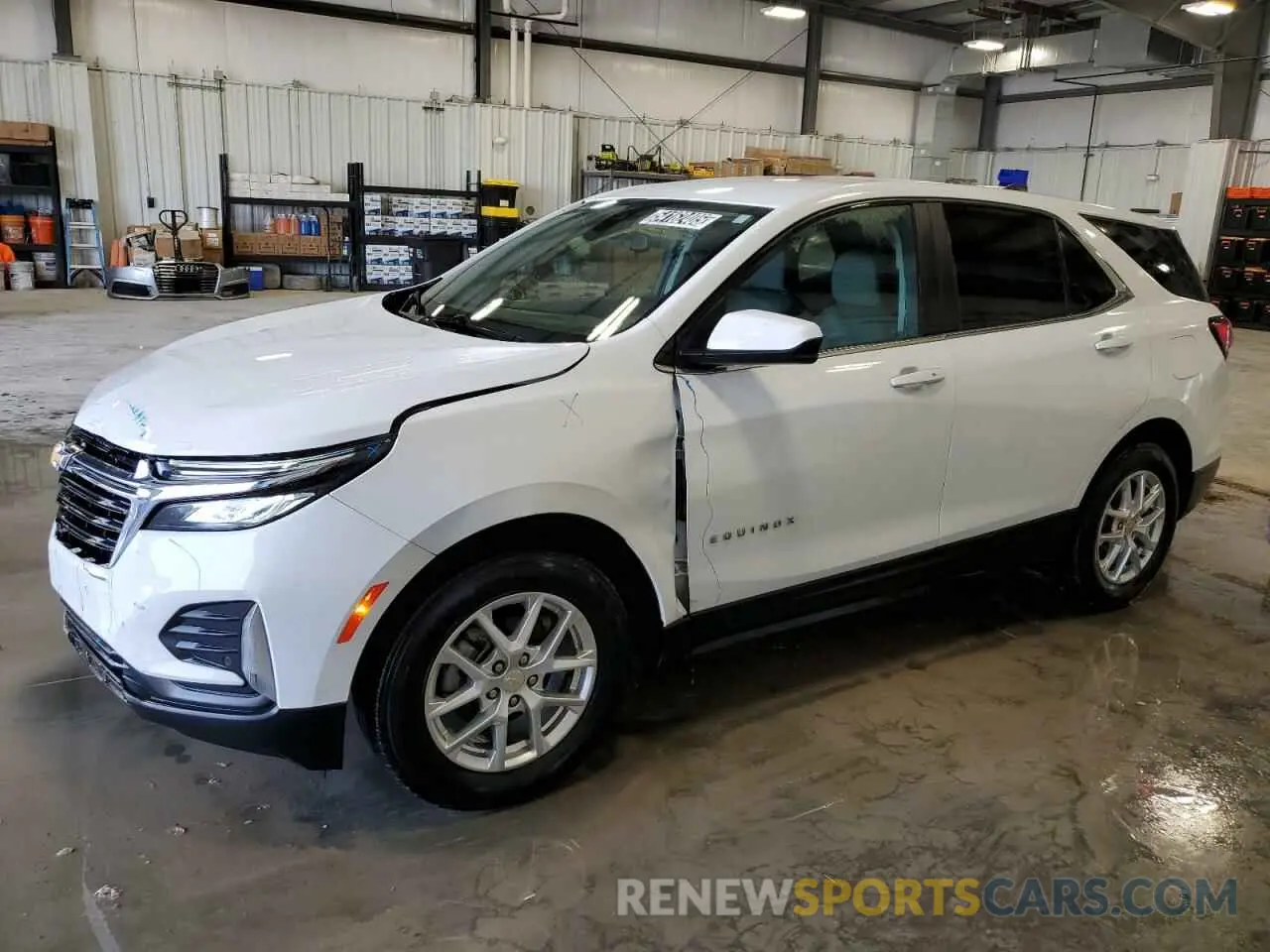 1 Photograph of a damaged car 2GNAXTEV8N6133486 CHEVROLET EQUINOX 2022