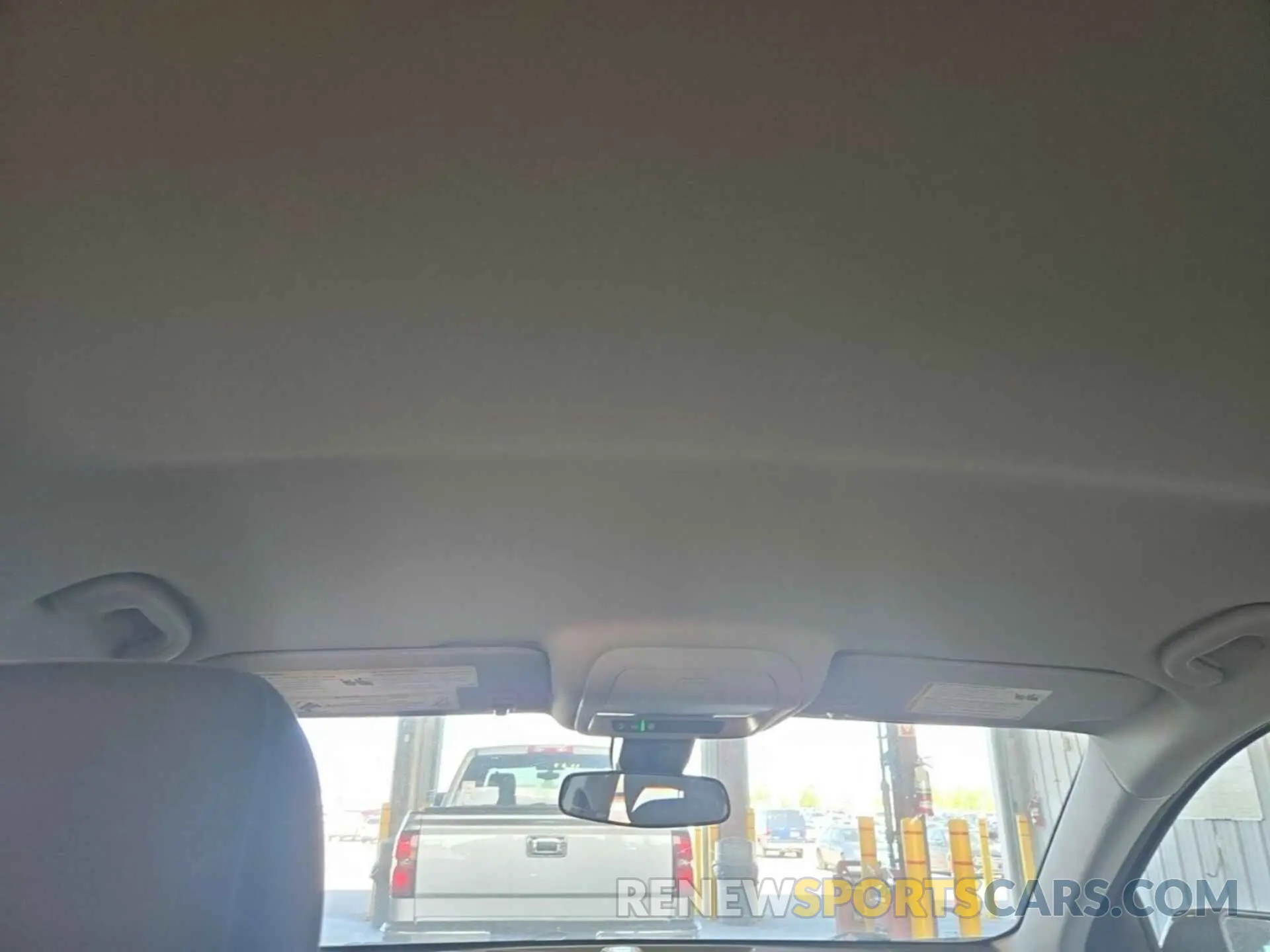11 Photograph of a damaged car 2GNAXTEV9N6108404 CHEVROLET EQUINOX 2022