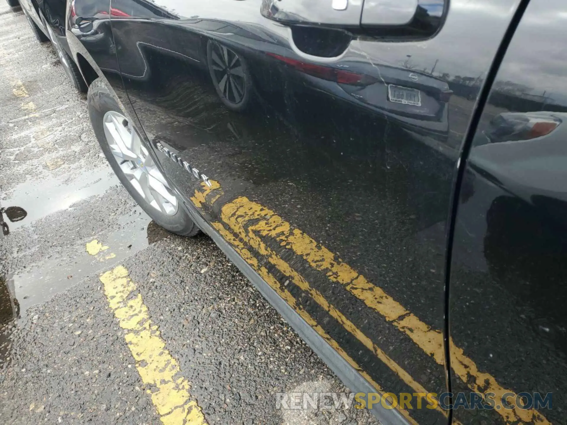 13 Photograph of a damaged car 2GNAXTEV9N6108516 CHEVROLET EQUINOX 2022