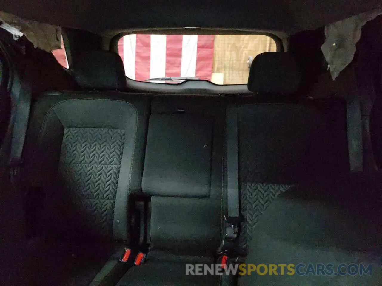 10 Photograph of a damaged car 2GNAXUEV1N6121802 CHEVROLET EQUINOX 2022