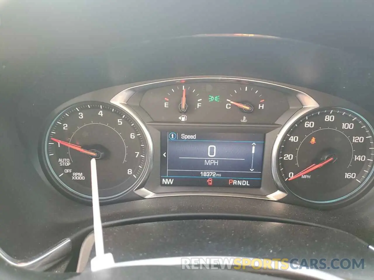 9 Photograph of a damaged car 2GNAXUEV3N6156213 CHEVROLET EQUINOX 2022