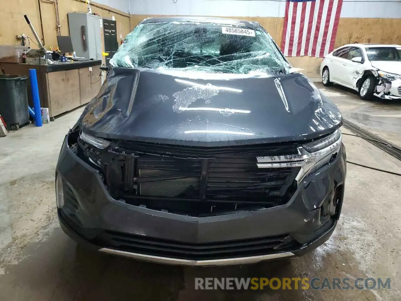 5 Photograph of a damaged car 2GNAXUEV4N6122040 CHEVROLET EQUINOX 2022