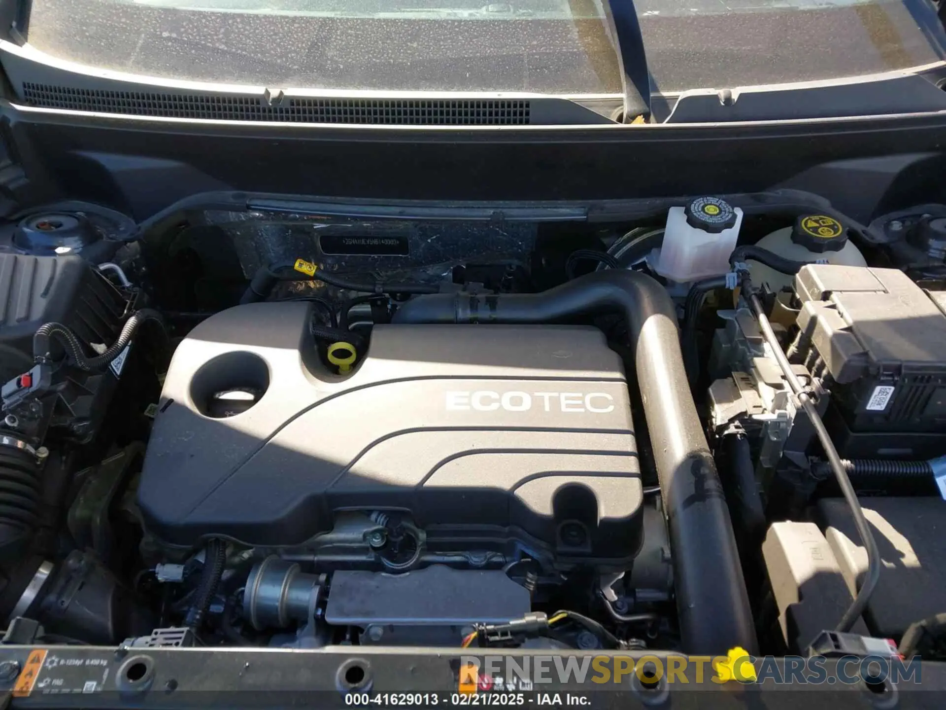 10 Photograph of a damaged car 2GNAXUEV5N6140000 CHEVROLET EQUINOX 2022