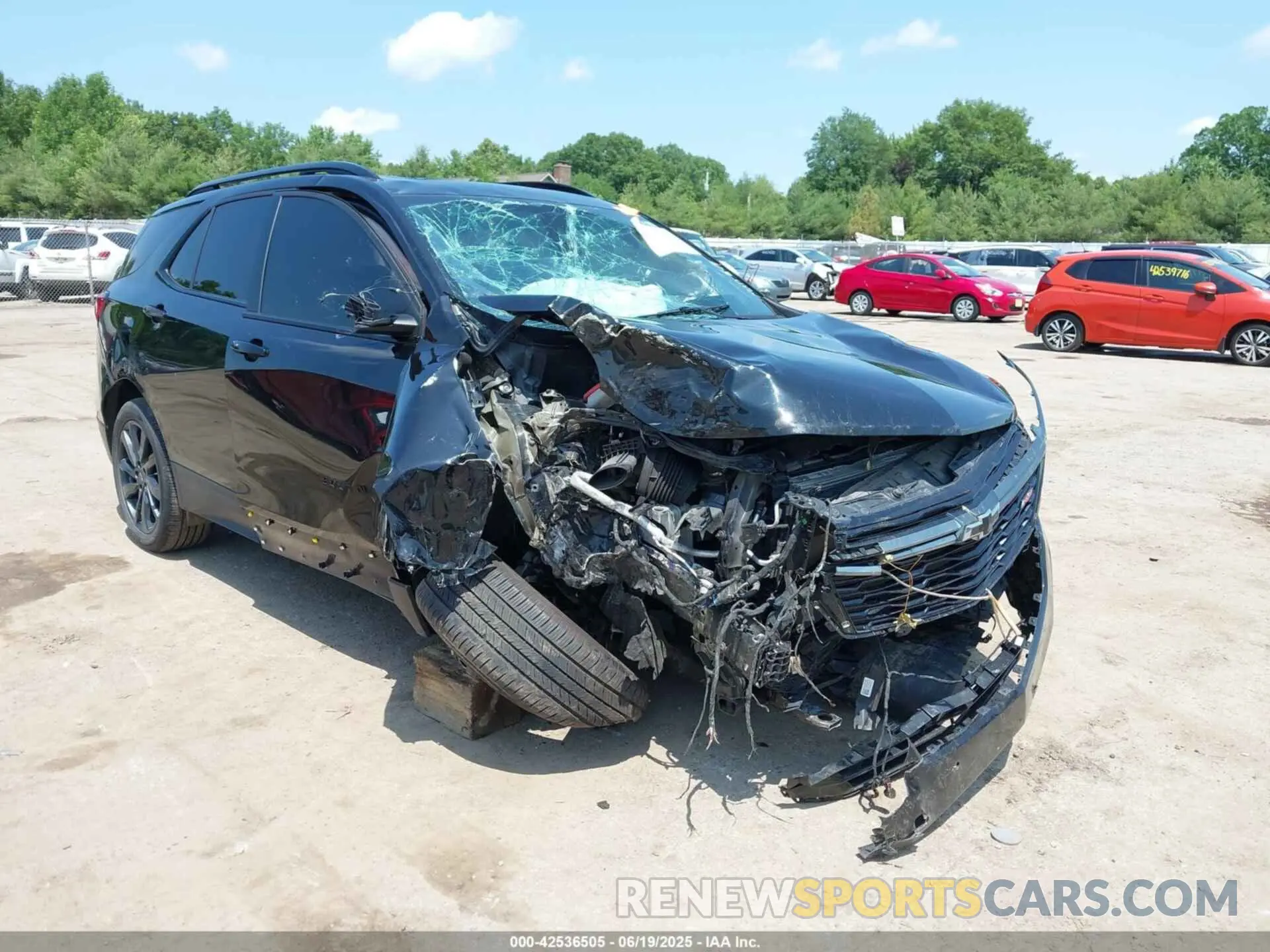 6 Photograph of a damaged car 2GNAXWEV0N6121740 CHEVROLET EQUINOX 2022
