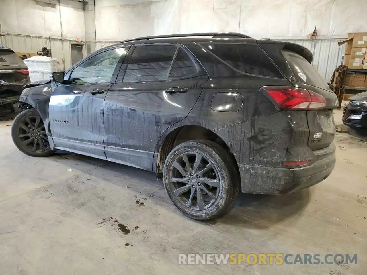 2 Photograph of a damaged car 2GNAXWEV2N6132397 CHEVROLET EQUINOX 2022