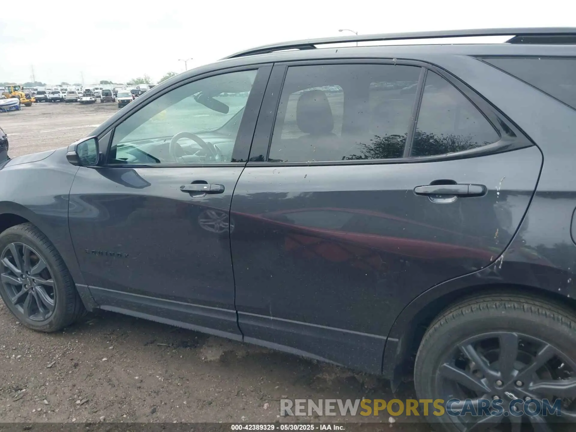 14 Photograph of a damaged car 2GNAXWEV2N6150639 CHEVROLET EQUINOX 2022