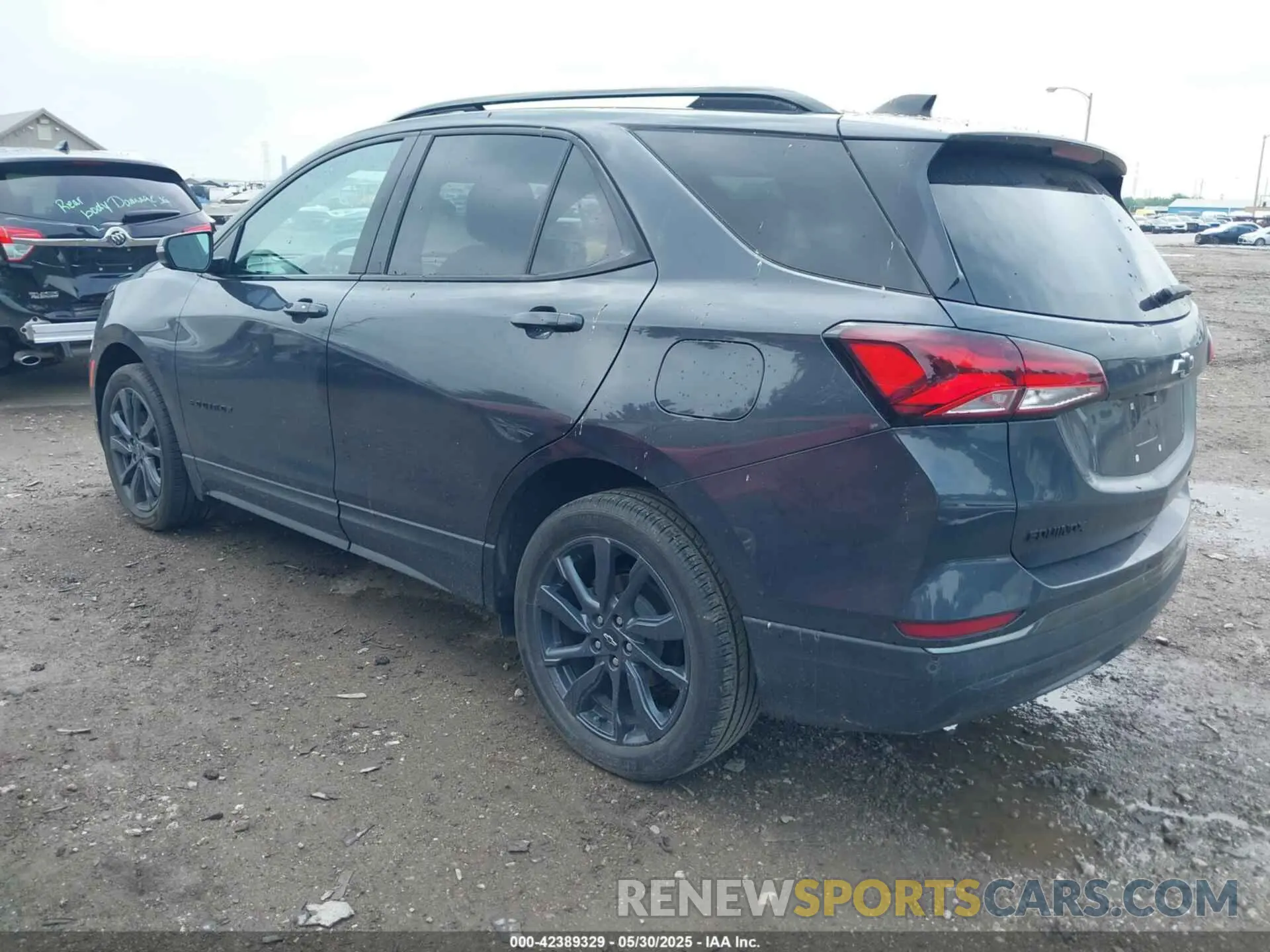 3 Photograph of a damaged car 2GNAXWEV2N6150639 CHEVROLET EQUINOX 2022