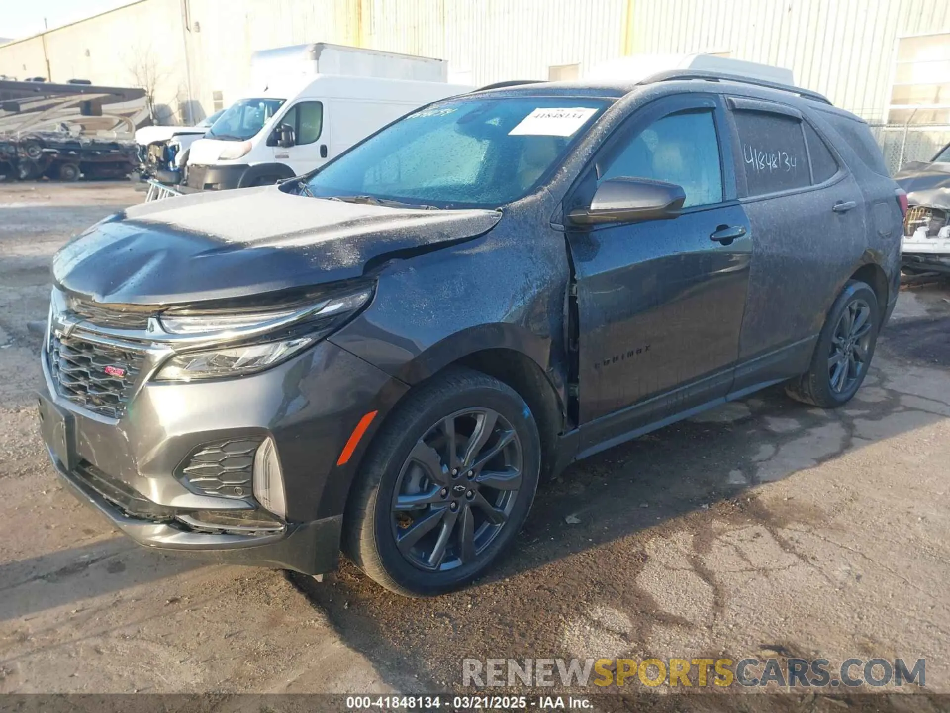 2 Photograph of a damaged car 2GNAXWEV2N6153203 CHEVROLET EQUINOX 2022