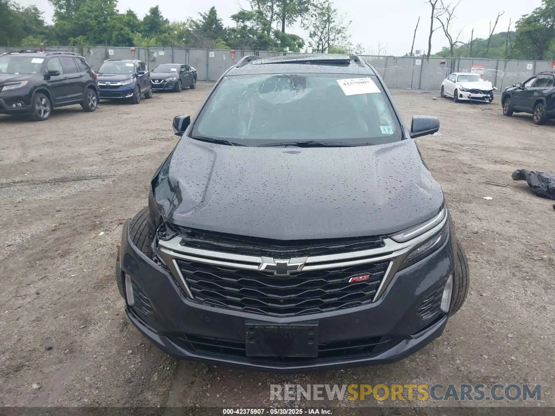 11 Photograph of a damaged car 2GNAXWEV4N6105282 CHEVROLET EQUINOX 2022