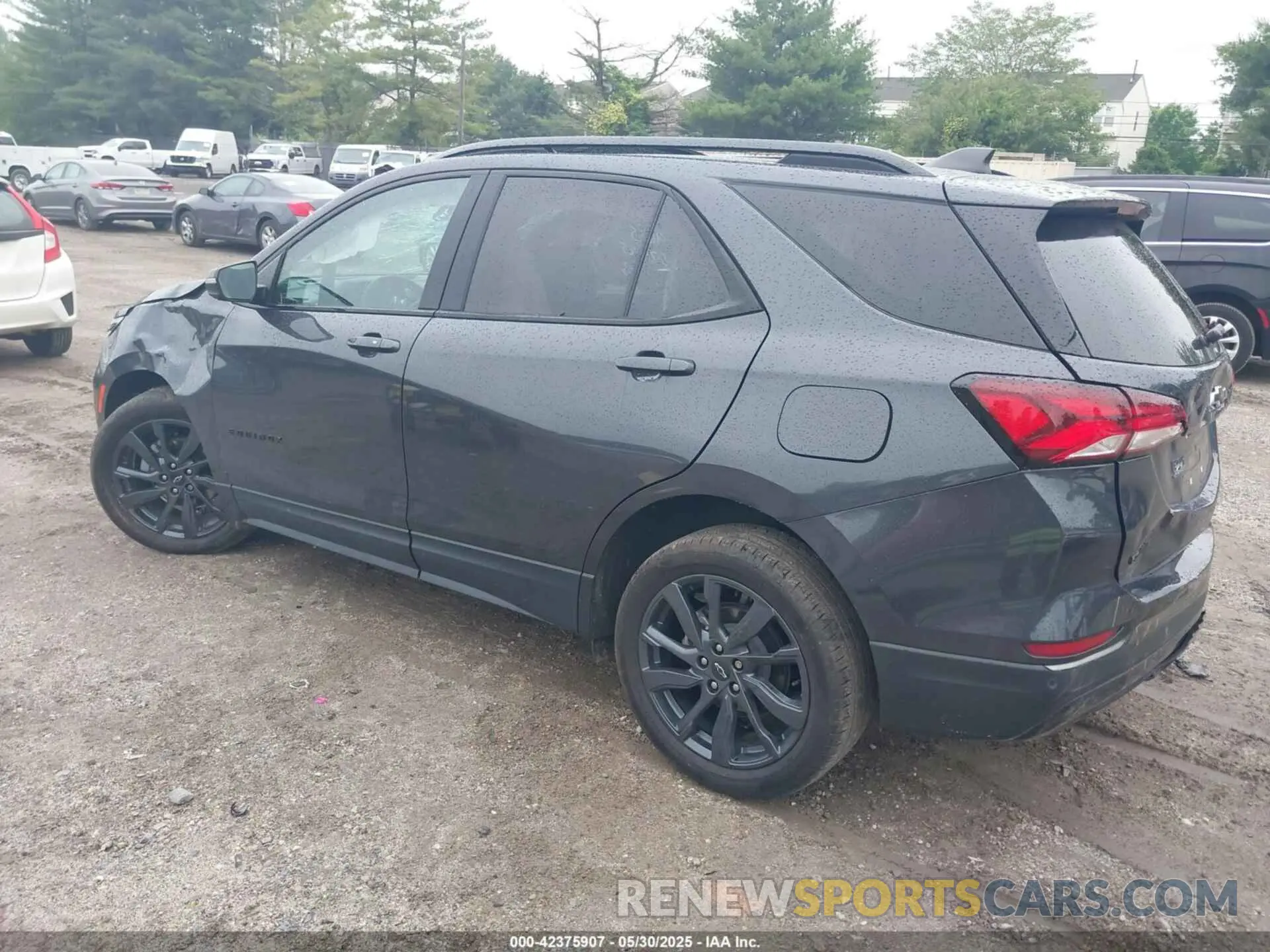 3 Photograph of a damaged car 2GNAXWEV4N6105282 CHEVROLET EQUINOX 2022