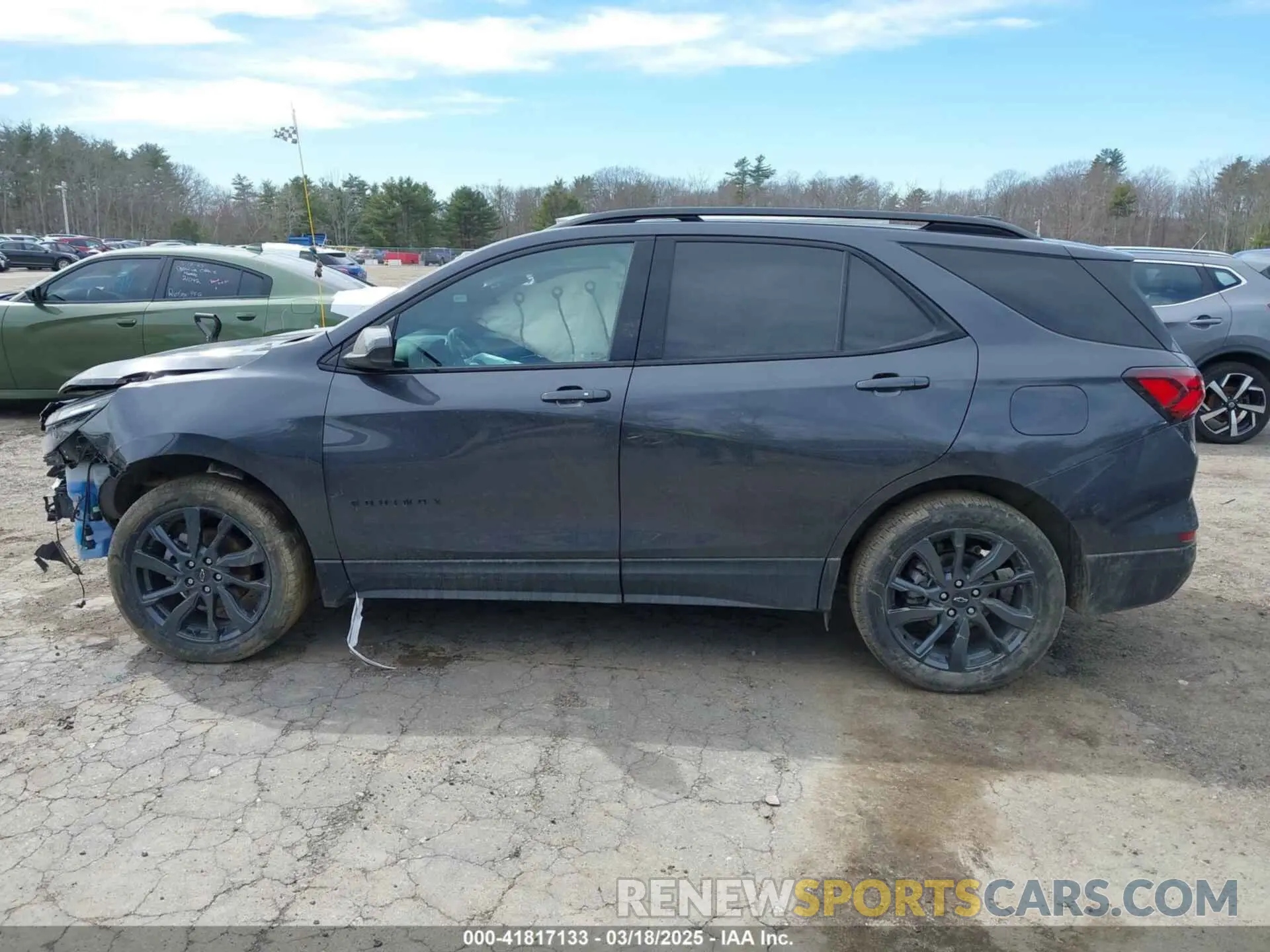 15 Photograph of a damaged car 2GNAXWEV4N6153168 CHEVROLET EQUINOX 2022