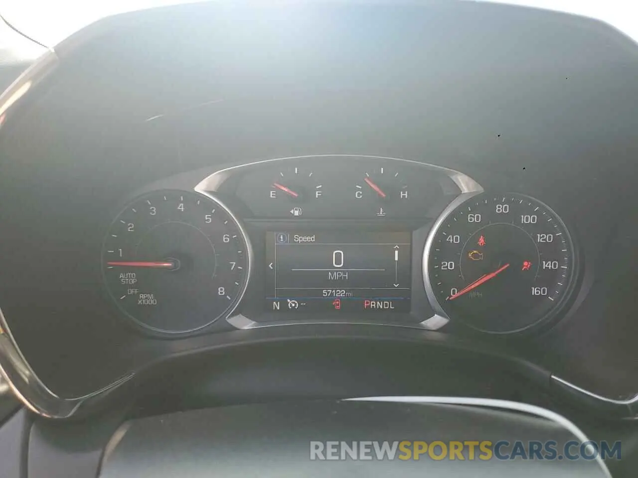 9 Photograph of a damaged car 2GNAXWEV5N6133673 CHEVROLET EQUINOX 2022