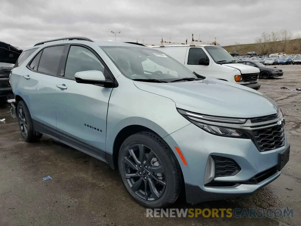 4 Photograph of a damaged car 2GNAXWEV5N6140462 CHEVROLET EQUINOX 2022