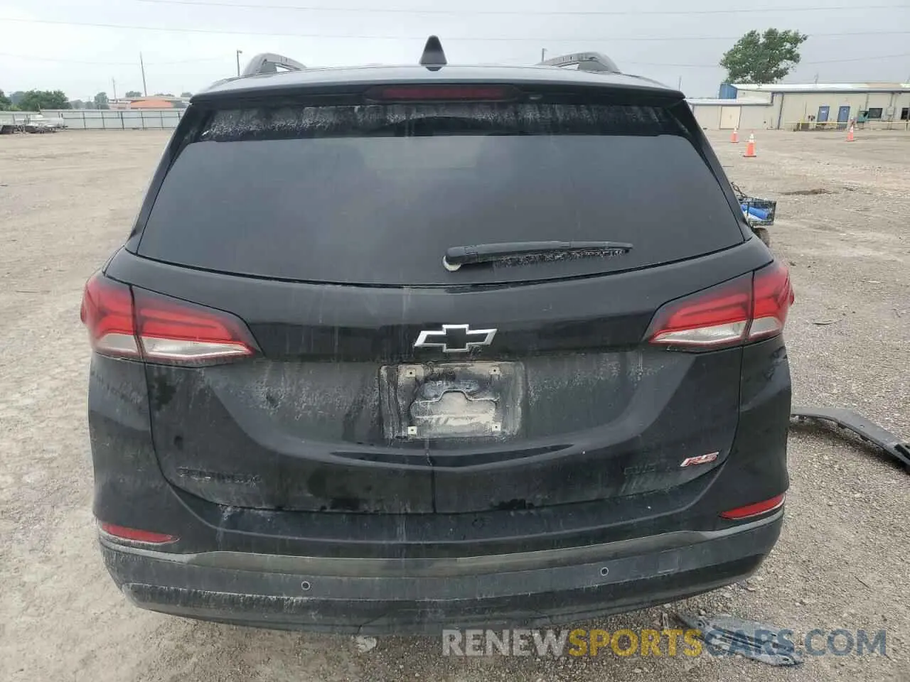 6 Photograph of a damaged car 2GNAXWEVXN6129005 CHEVROLET EQUINOX 2022