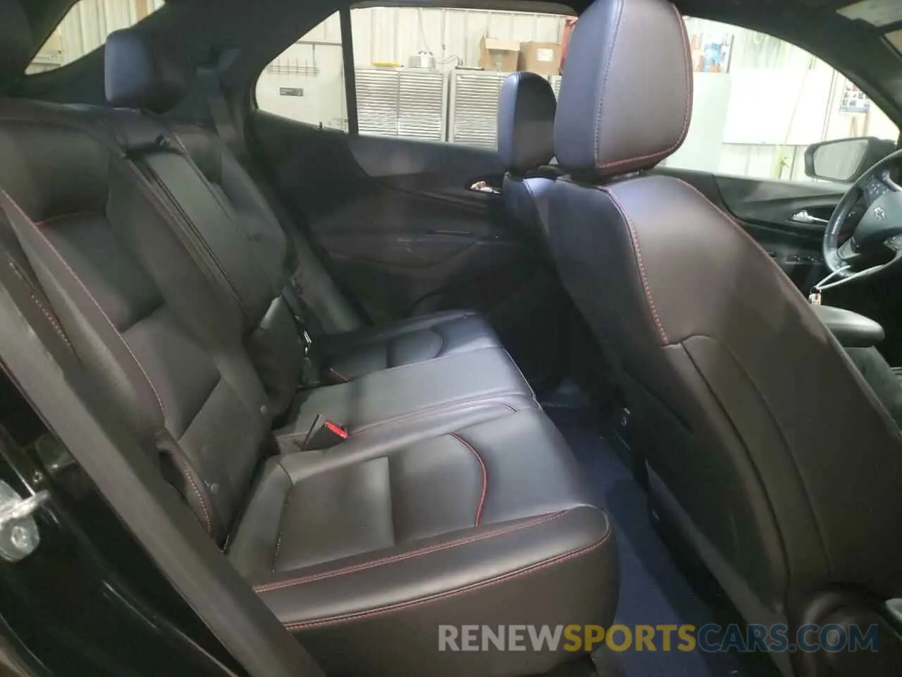 11 Photograph of a damaged car 2GNAXWEVXN6138271 CHEVROLET EQUINOX 2022