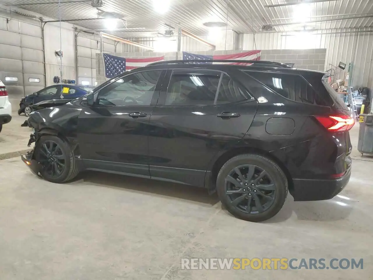 2 Photograph of a damaged car 2GNAXWEVXN6138271 CHEVROLET EQUINOX 2022