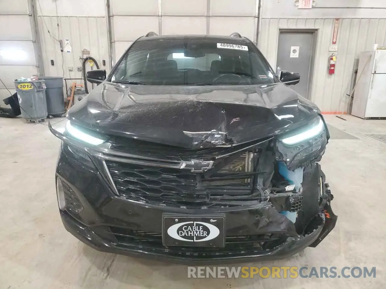 5 Photograph of a damaged car 2GNAXWEVXN6138271 CHEVROLET EQUINOX 2022