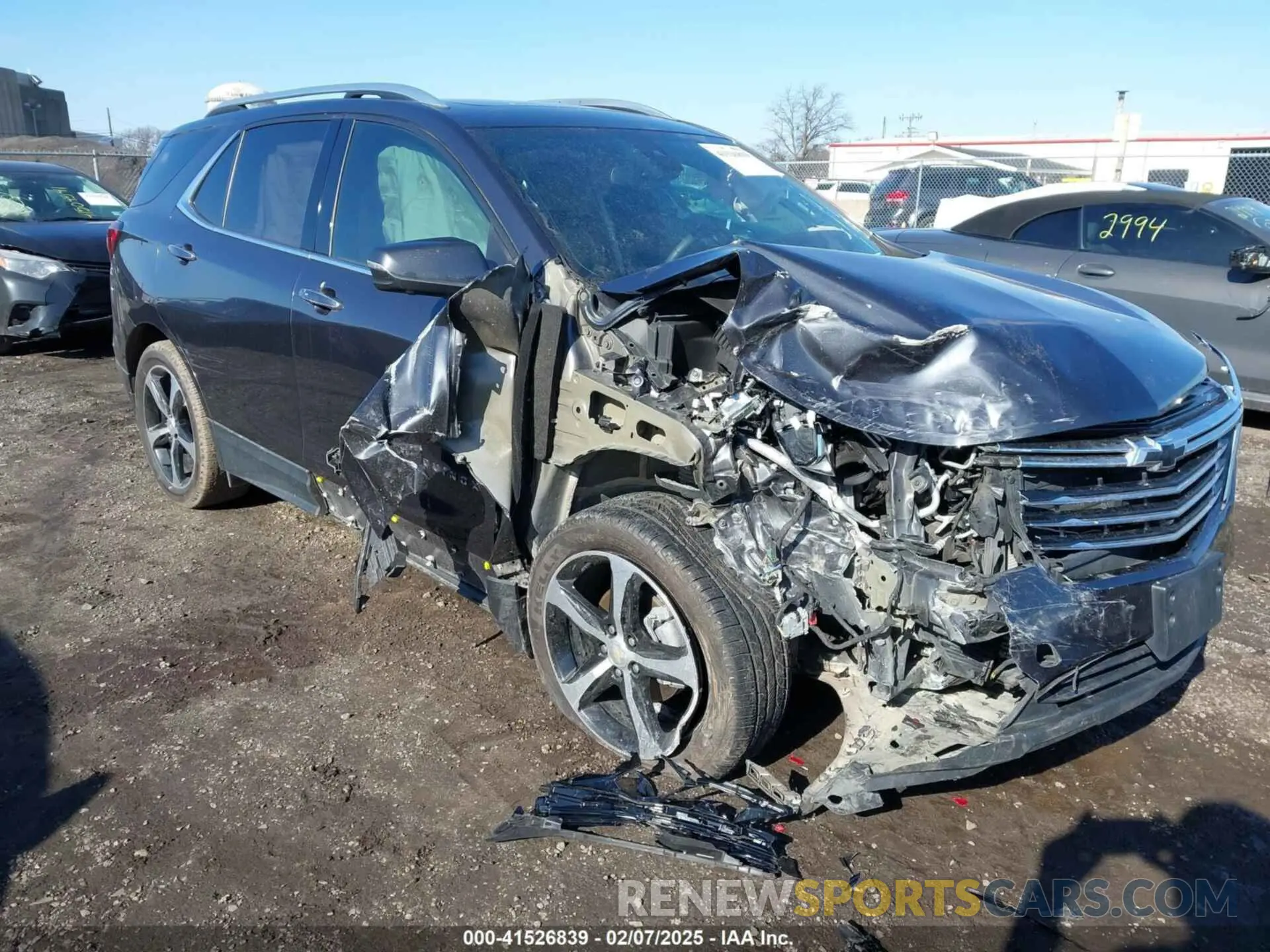 1 Photograph of a damaged car 2GNAXXEV0N6122490 CHEVROLET EQUINOX 2022